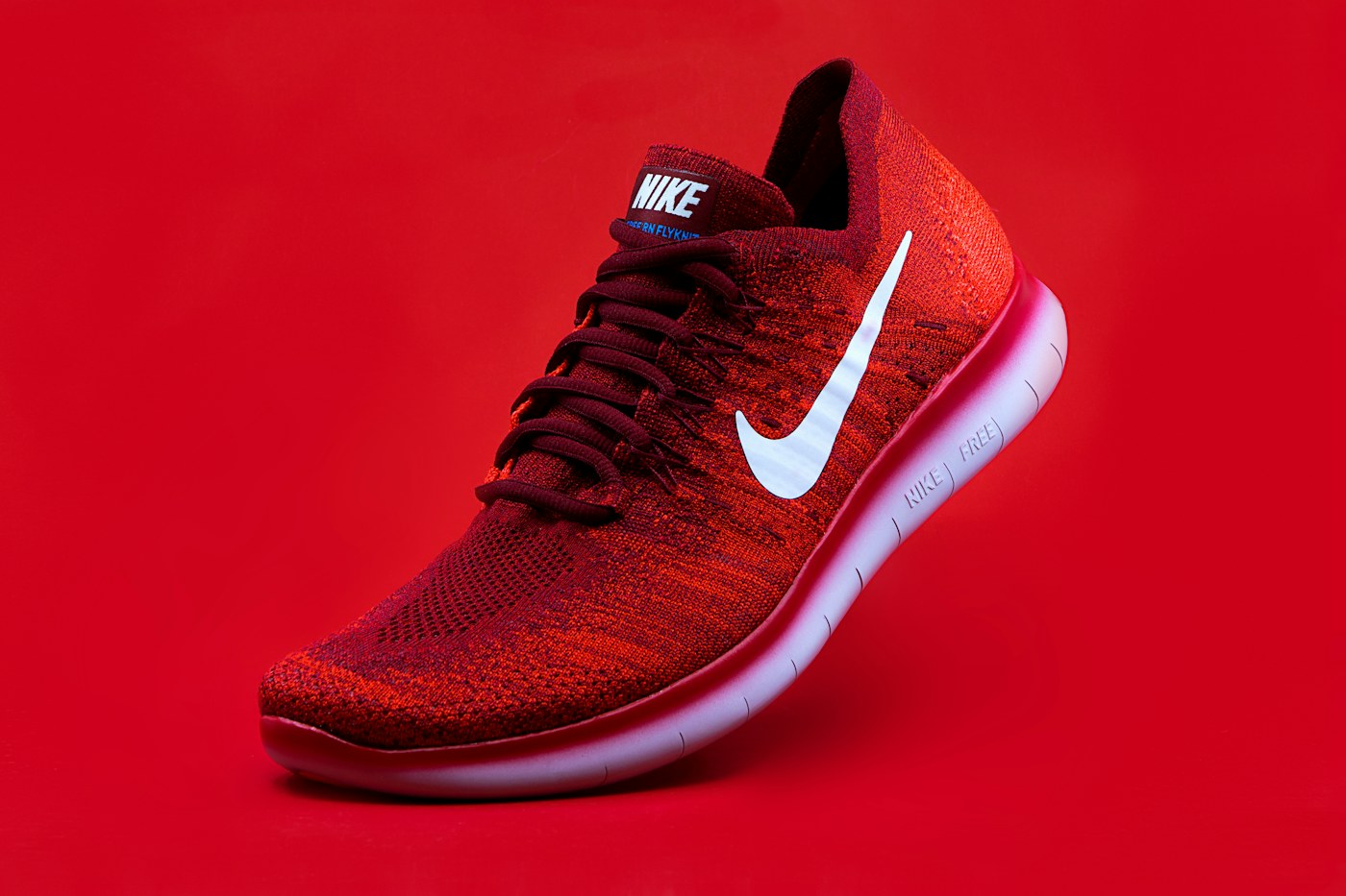 Pace Sneakers store design